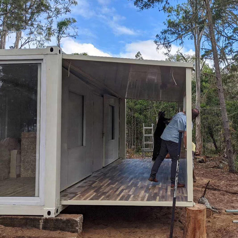 20 расширяемых домов из 40-футовых контейнеров