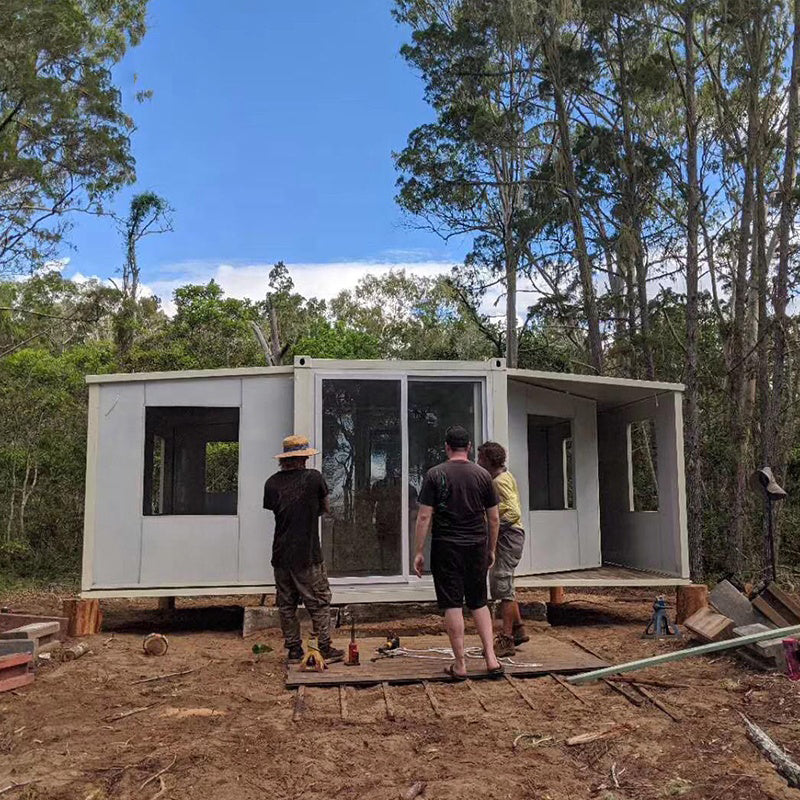 20 расширяемых домов из 40-футовых контейнеров