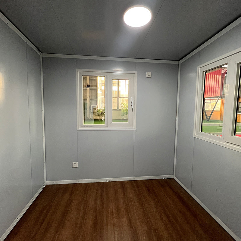 Double Wing Expandable Container House with Balcony