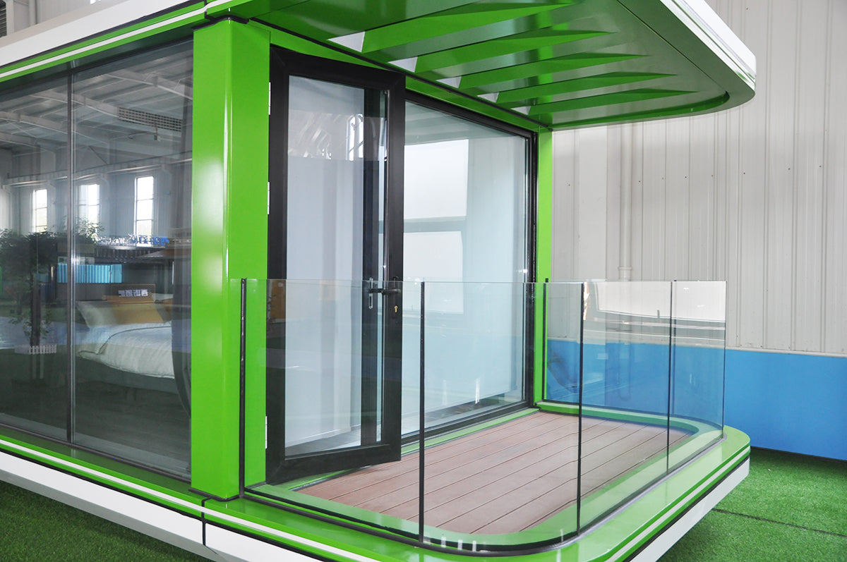 Luxury space capsule prefabricated homes cabin house