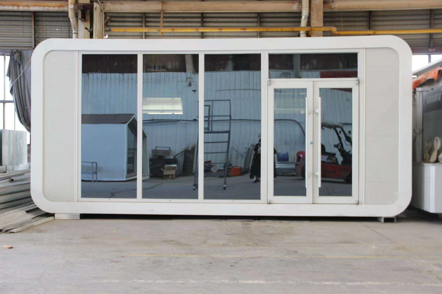 Prefabricated Office Pod Apple Cabins Capsule Cabin