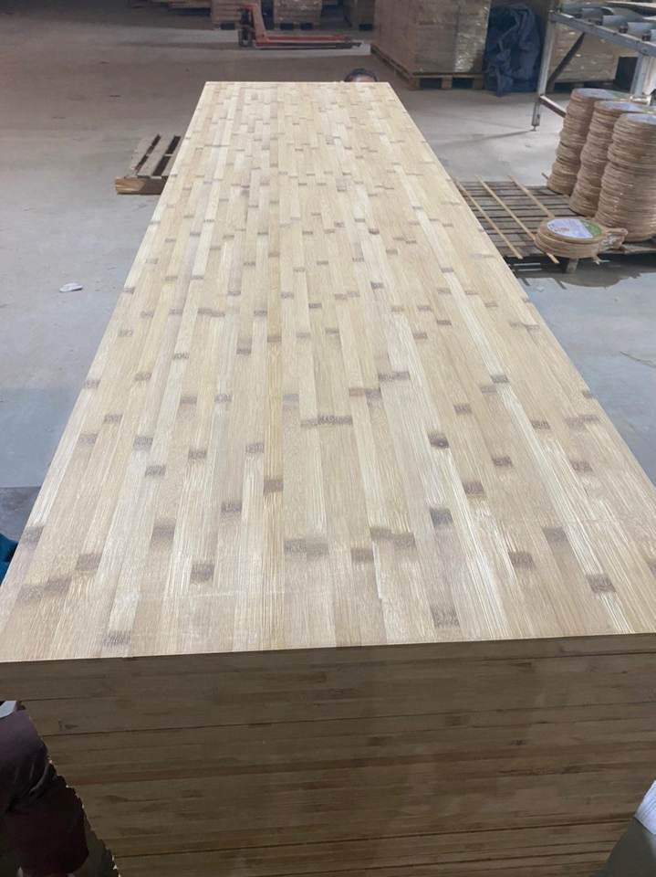 Export standard Hot Item Vietnam Bamboo Horizontal Panel Sturdy Construction Material Bamboo Floor
