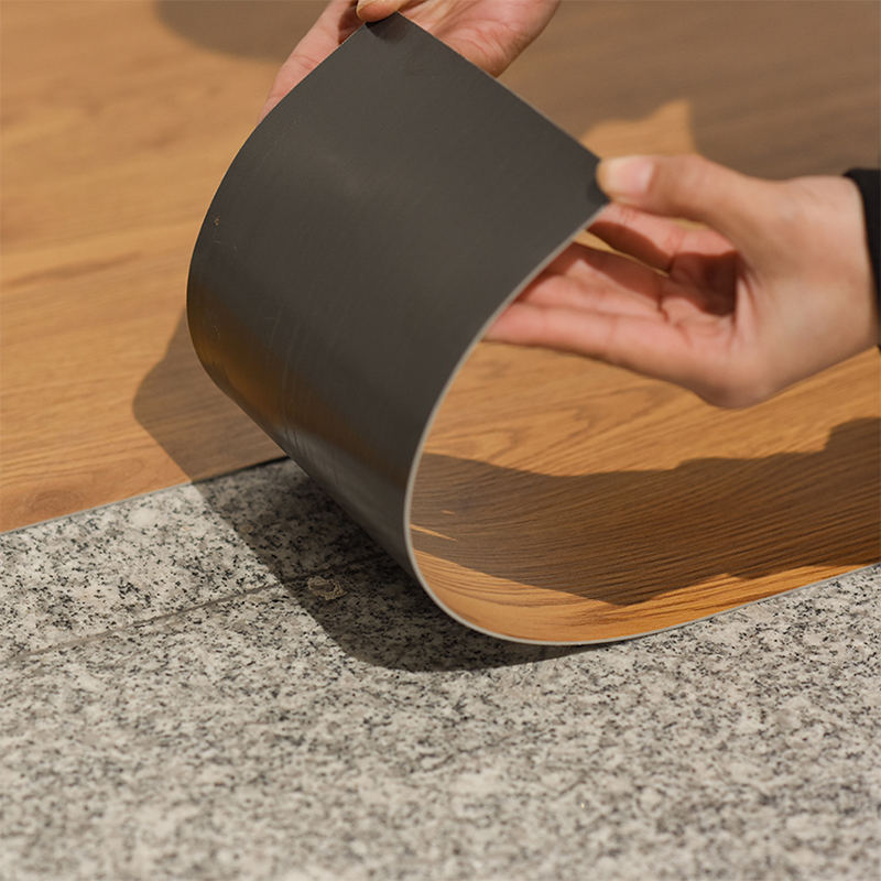China factory supply water proof pvc vinyl plastic flooring tiles