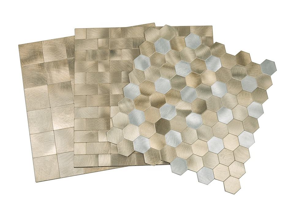 Azulejo de mosaico de aluminio de cáscara y palo cepillado en oro plateado hexagonal