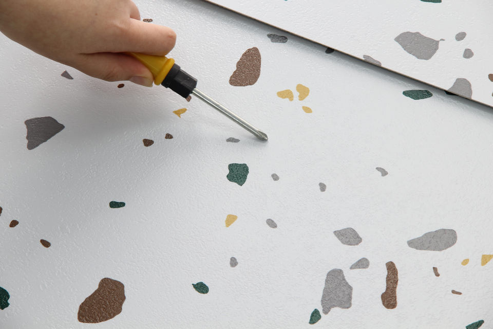 Водонепроницаемый каменный мраморный вид виниловая напольная плитка самоклеющееся пластиковое напольное покрытие