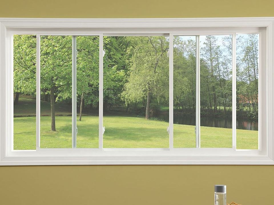 Алюминиевые окна простой конструкции с раздвижным окном из москитной сетки