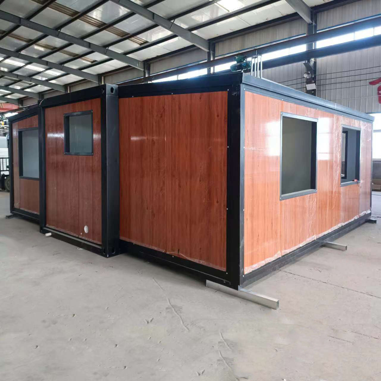 Double-wing folding activity room 20 feet 40 feet container houses