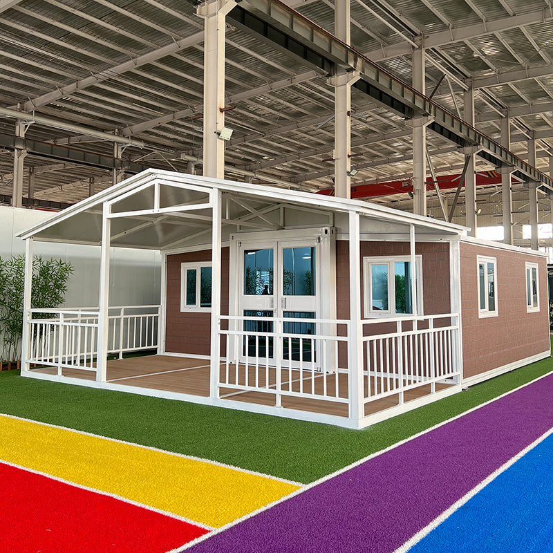 Double Wing Expandable Container House with Balcony – Giantsmade