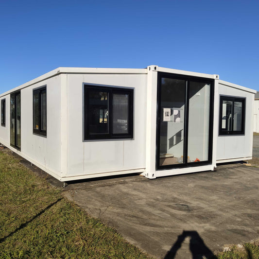 Casa contenedor expandible prefabricada de 40 pies y 2 dormitorios 