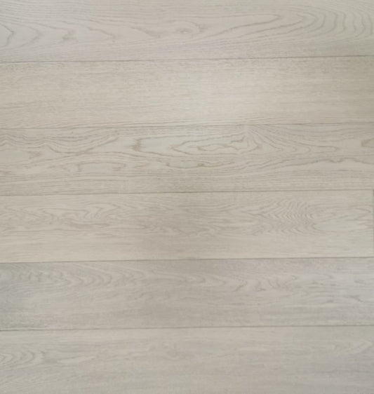 Light Brushed UV Lacquered Oak Engineered Wood Flooring For Residential