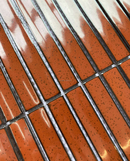 Precio de fábrica 20*145mm mosaico de dedo moteado color marrón azulejo de pared de cocina azulejo de mosaico de cerámica apilado 